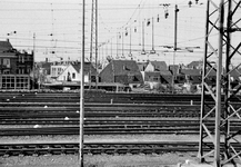 60399 Gezicht op het spoorwegemplacement ter hoogte van de 1e Daalsedijk / Boorstraat te Utrecht met op de achtergrond ...